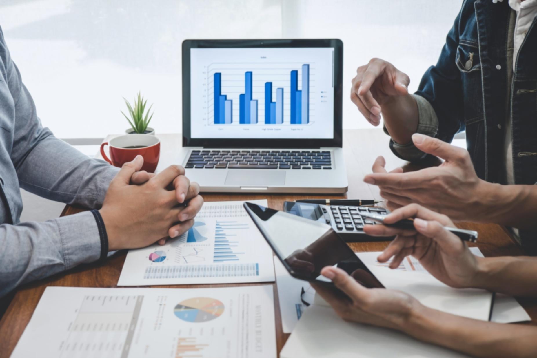 Teilnehmer beim strukturierten Lernen mit klaren Zielen